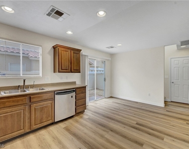 3952 Badgerbrook Street - Photo Thumbnail 15