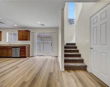 3952 Badgerbrook Street - Photo Thumbnail 10