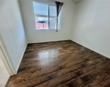 8234 Heather Rock Court - Photo Thumbnail 14