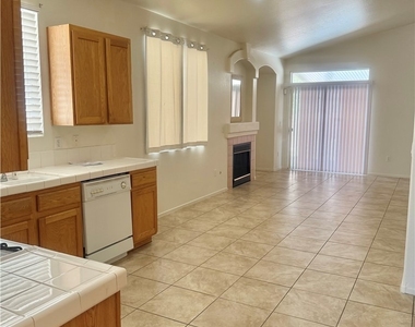 8234 Heather Rock Court - Photo Thumbnail 10