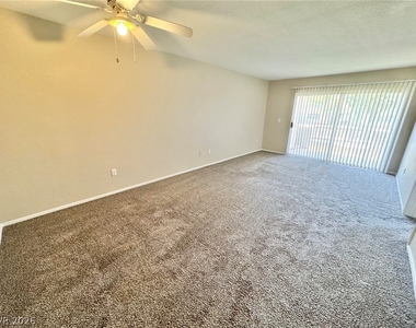 8070 W Russell Road - Photo Thumbnail 1