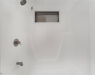 280 Sir Phillip Street - Photo Thumbnail 13