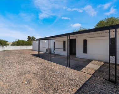 280 Sir Phillip Street - Photo Thumbnail 3