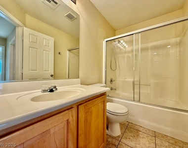 10256 Missouri Meadows Street - Photo Thumbnail 8