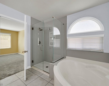 287 Helmsdale Drive - Photo Thumbnail 23