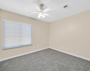 287 Helmsdale Drive - Photo Thumbnail 17
