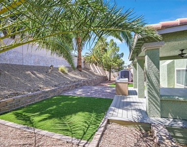 287 Helmsdale Drive - Photo Thumbnail 32