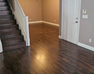11077 Village Crest Lane - Photo Thumbnail 10