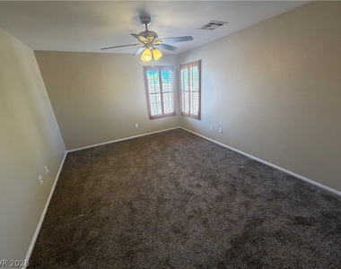 3528 Laguna Veneta Avenue - Photo Thumbnail 32