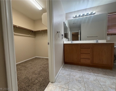 3528 Laguna Veneta Avenue - Photo Thumbnail 35