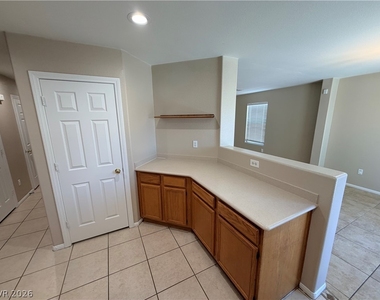 3528 Laguna Veneta Avenue - Photo Thumbnail 16