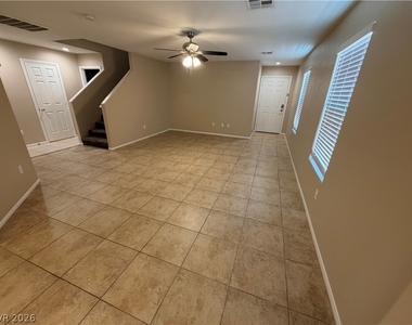 3528 Laguna Veneta Avenue - Photo Thumbnail 7