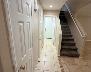 3528 Laguna Veneta Avenue - Photo Thumbnail 23