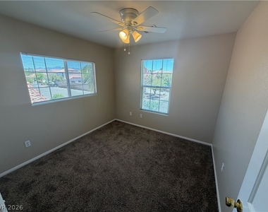 3528 Laguna Veneta Avenue - Photo Thumbnail 44
