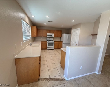 3528 Laguna Veneta Avenue - Photo Thumbnail 14