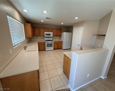 3528 Laguna Veneta Avenue - Photo Thumbnail 15