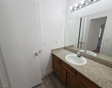 7201 Scenic Desert Court - Photo Thumbnail 28