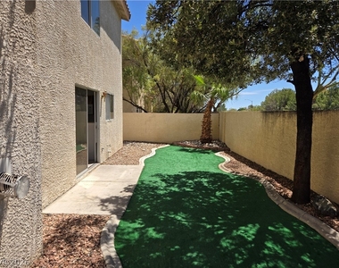 7201 Scenic Desert Court - Photo Thumbnail 35