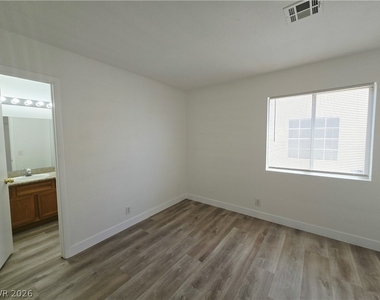 7201 Scenic Desert Court - Photo Thumbnail 27