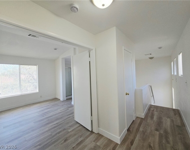 7201 Scenic Desert Court - Photo Thumbnail 19