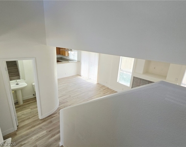 7201 Scenic Desert Court - Photo Thumbnail 17