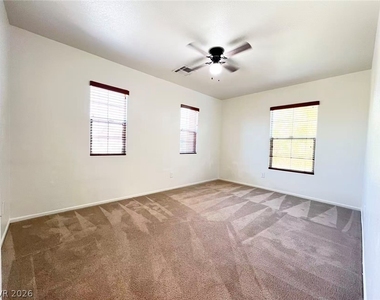 11143 Ranch Valley Street - Photo Thumbnail 11