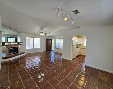 1421 Santa Margarita - Photo Thumbnail 8