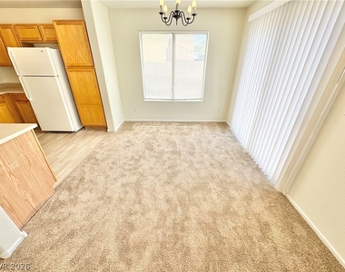 9679 Brooks Lake Avenue - Photo Thumbnail 5