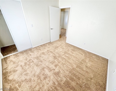 9679 Brooks Lake Avenue - Photo Thumbnail 24