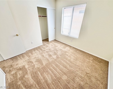 9679 Brooks Lake Avenue - Photo Thumbnail 10