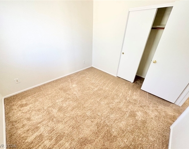 9679 Brooks Lake Avenue - Photo Thumbnail 18