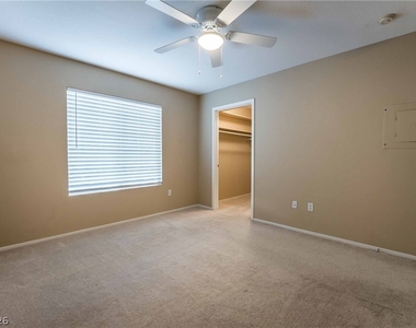 1908 Villa Palms Court - Photo Thumbnail 21