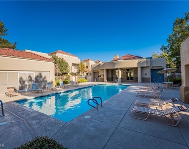 1908 Villa Palms Court - Photo Thumbnail 31