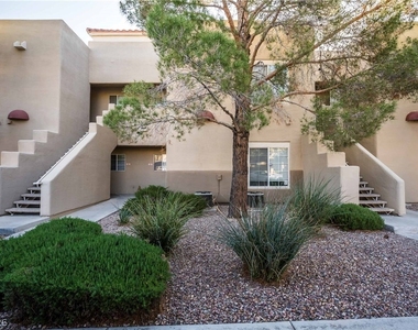 1908 Villa Palms Court - Photo Thumbnail 1