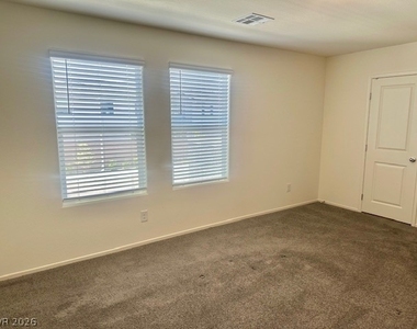 9469 Peaceful River Avenue - Photo Thumbnail 12