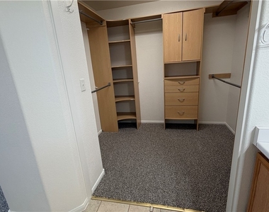2424 Predera Avenue - Photo Thumbnail 37