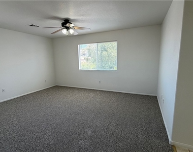 2424 Predera Avenue - Photo Thumbnail 28