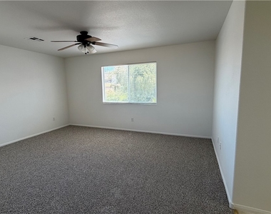2424 Predera Avenue - Photo Thumbnail 27