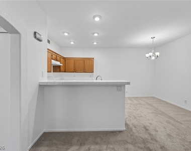 2201 Ramsgate Drive - Photo Thumbnail 10