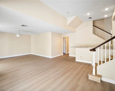3775 Emerald Bay Circle - Photo Thumbnail 11