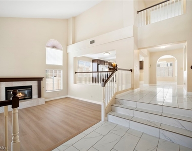 3775 Emerald Bay Circle - Photo Thumbnail 3