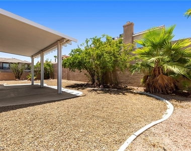 3775 Emerald Bay Circle - Photo Thumbnail 37