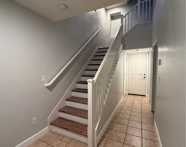 1895 Ardilea Street - Photo Thumbnail 2