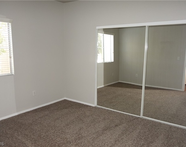 5250 S Rainbow Boulevard - Photo Thumbnail 8