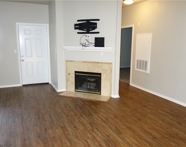 5250 S Rainbow Boulevard - Photo Thumbnail 5