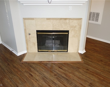 5250 S Rainbow Boulevard - Photo Thumbnail 6