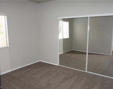 5250 S Rainbow Boulevard - Photo Thumbnail 10