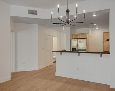 55 E Agate Avenue - Photo Thumbnail 8