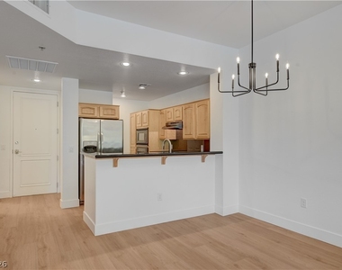 55 E Agate Avenue - Photo Thumbnail 6
