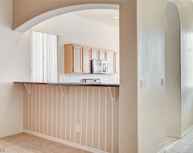 9197 Grey Pebble Court - Photo Thumbnail 14